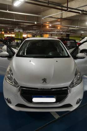 PEUGEOT 208 1.5 ACTIVE PACK 8V FLEX 4P MANUAL PEUGEOT 208 1.5 ACTIVE PACK 8V FLEX 4P MANUAL